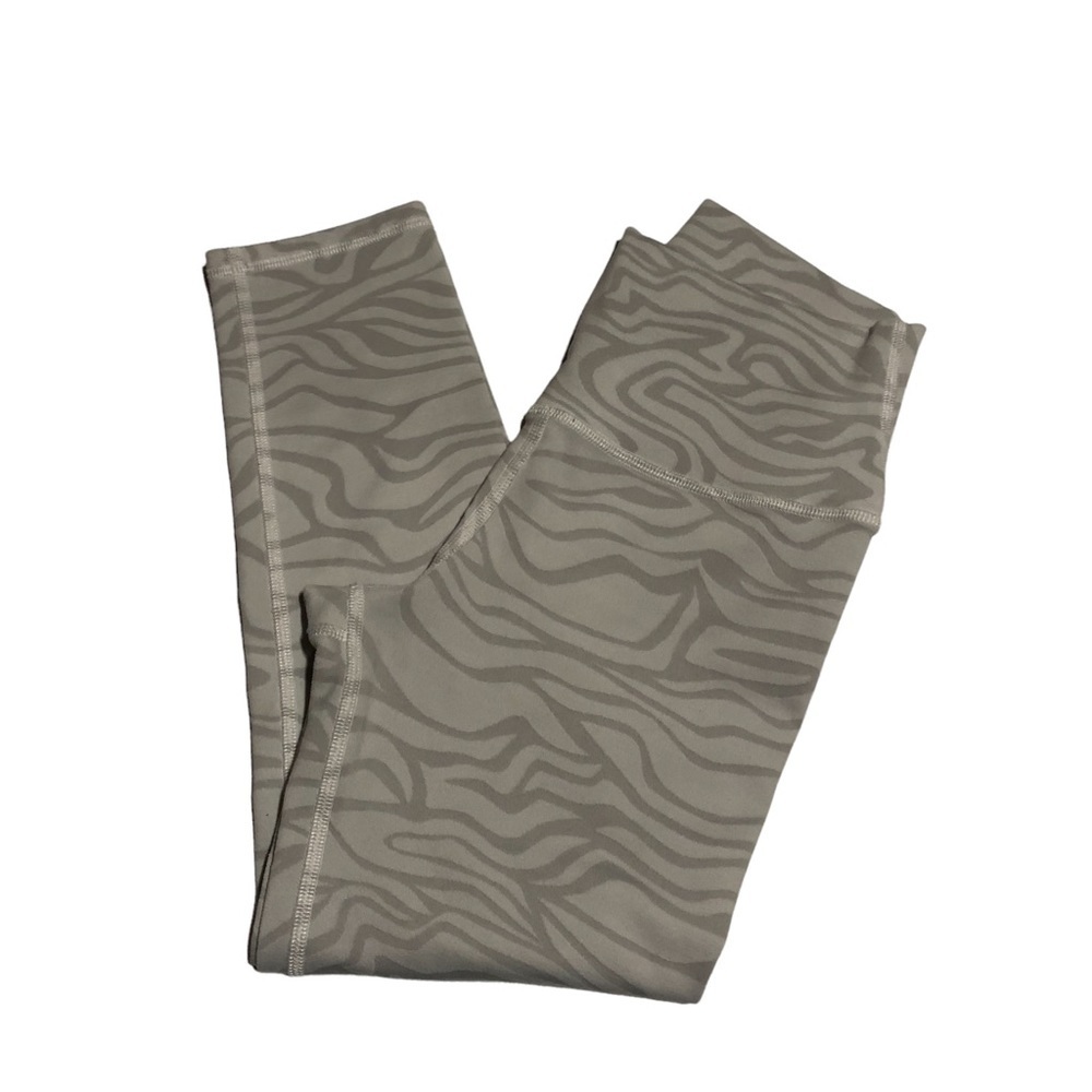Alo Airbrush Capri High Waist White/Grey‎ Zebra Print Size Small